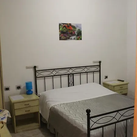 La Vela Bed & Breakfast 3*