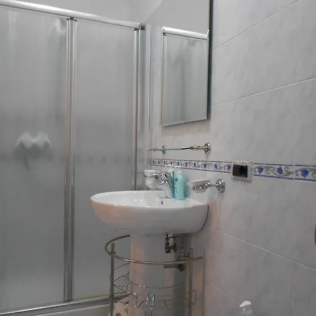 La Vela 3*